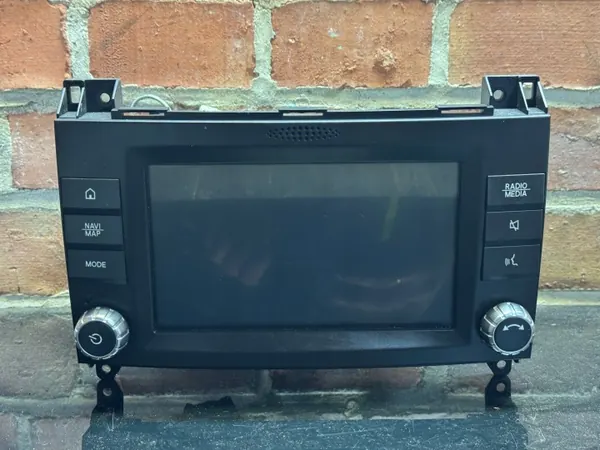 AVIC-EV01-G62 Mercedes W447 Radio Navigation image 2