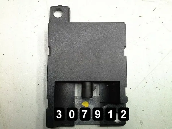 BMW ECU Bluetooth Antenni OEM AM-307912 Käytetty image 2