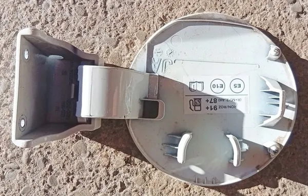 Bränsletanklock Kia Picanto III image 2