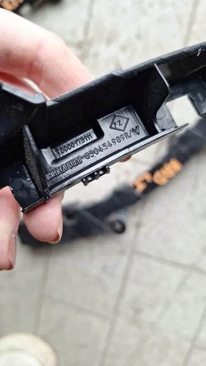 Deslizamento de montagem do para-choque traseiro Renault Kadjar Lift image 2