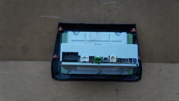 Radio Navigation Suzuki Swift MK8 Écran OEM 39920-52RG6 image 3
