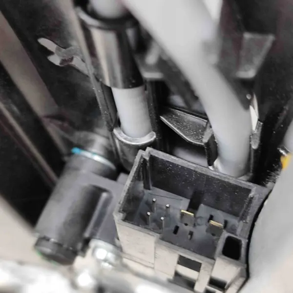 Panoraamalasikatto OEM 8070628 BMW G31 Touringille image 9