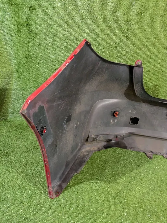 Pare-chocs arrière Toyota Corolla E21 Sedan image 5