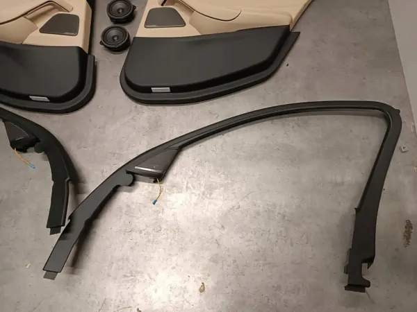 Harman Kardon ovenkoristesarja OEM 7476789 BMW 5:lle image 4