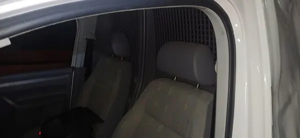 Volkswagen Caddy 2K Carrocería Térmica Refrigerada Gruau image 3