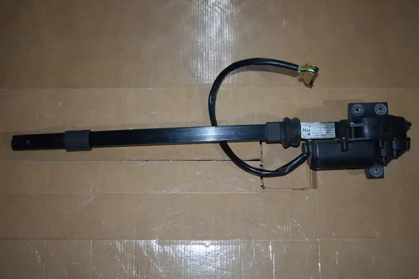 Moteur de lève-vitre gauche Porsche Cayenne 1 image 1