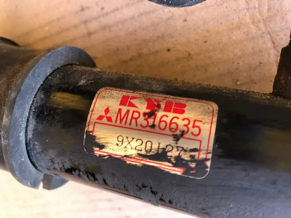 Styrväxel Mitsubishi Space Wagon image 3