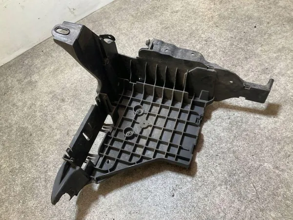 Pièce compartiment moteur VW OEM 2N0915515 - Occasion image 3