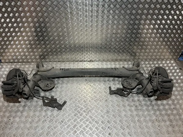 Viga suspensão traseira OEM PU26155 para Nissan Qashqai image 2