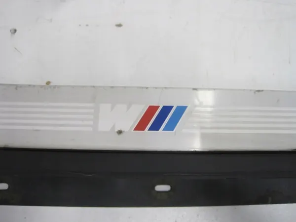 BMW 1 E87 M-Paketti vasen kynnyssuoja OEM 7906815 image 10