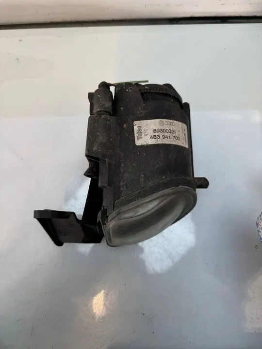 Audi A6 S6 C5 Farol de Neblina Esquerdo 4b3941699 image 4