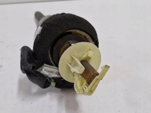 Capteur d'angle de direction Infiniti OEM 48822-1MH0A image 7