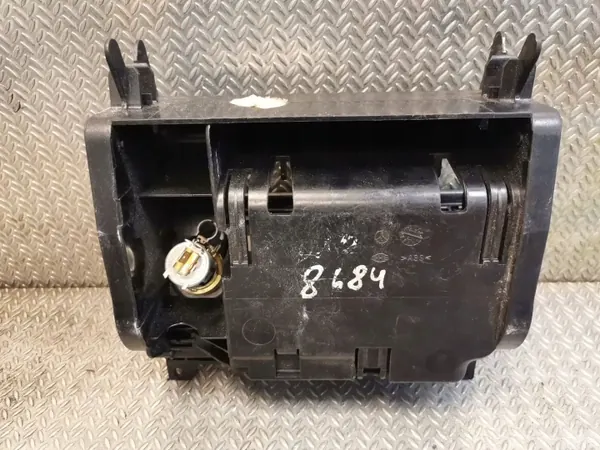 Aschenbecher Mercedes-Benz E W210 OEM MDY20953 image 4