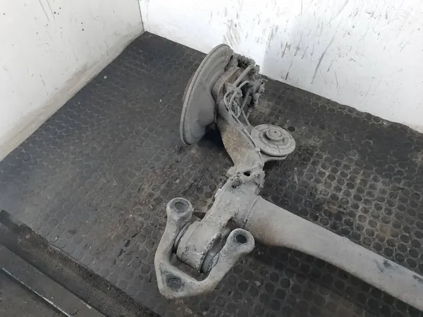 BELKA ZAWIESZENIA achterasbalk voor Opel Zafira B image 4