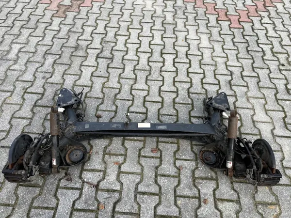 FIAT 500 ABARTH LIFT achterasbalk OEM 2016- image 2