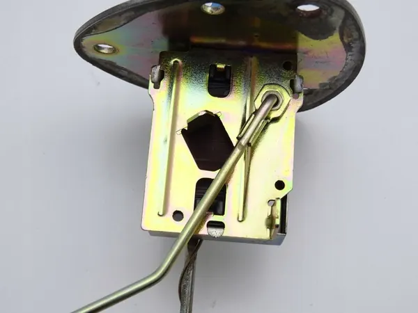 Capteur de niveau de carburant Mitsubishi Colt V 1.3 DRC87899 image 3