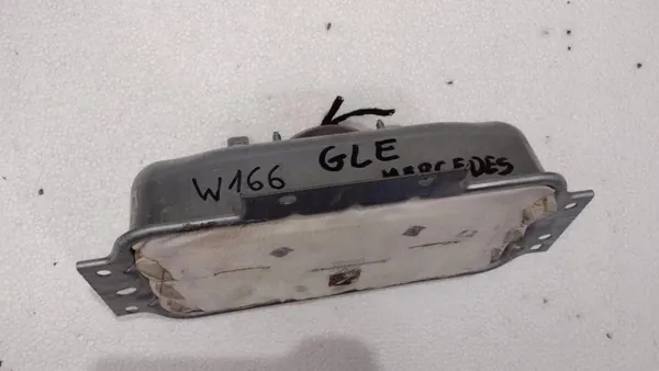 Airbag Passager Mercedes GLE W166 OEM - Côté Droit image 3