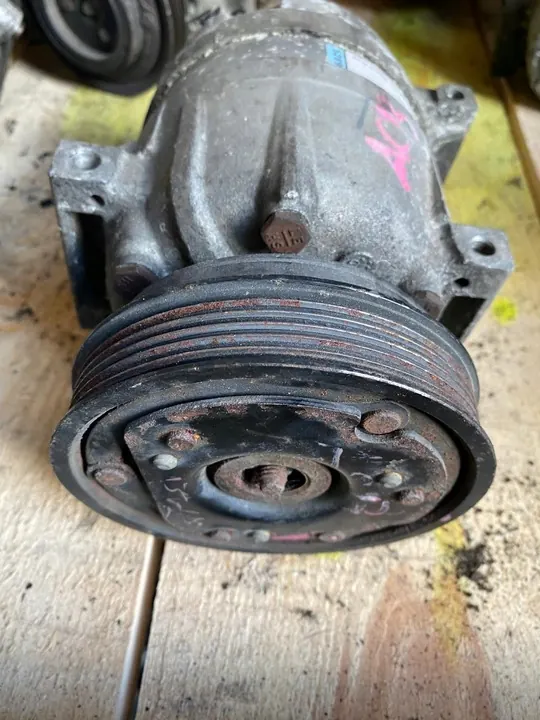 RENAULT SCENIC AC-kompressori 1.6 OEM 1135289 image 2