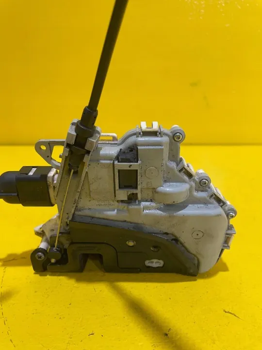 Rechte Vordertürschloss SEAT ALTEA XL 1P2837016B image 3