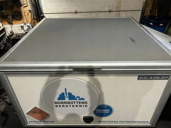 Caja Toyota OE para Hilux 2019 AN120/130 - Usado image 4