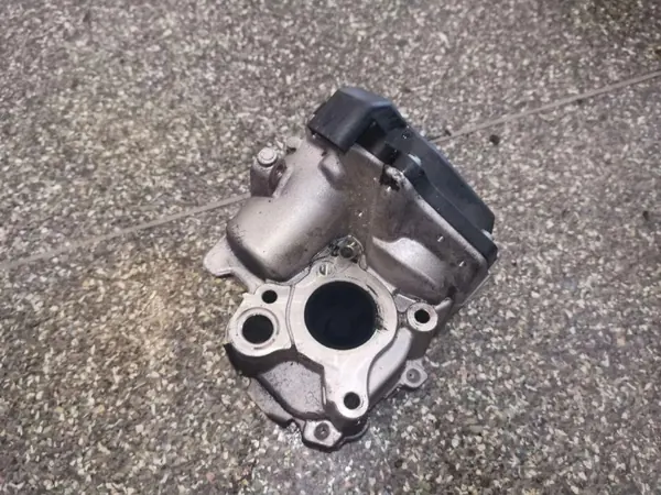EGR-venttiili OEM A6511400460 Mercedes-Benz E-luokkaan image 2