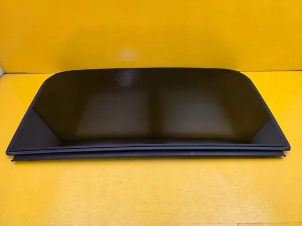 Audi e-tron bakre taklucka OEM 4K4877056 image 4