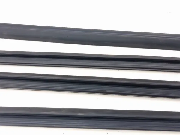 Mercedes-Benz A W169 Türfensterdichtung vorne OEM AMD213645 image 7
