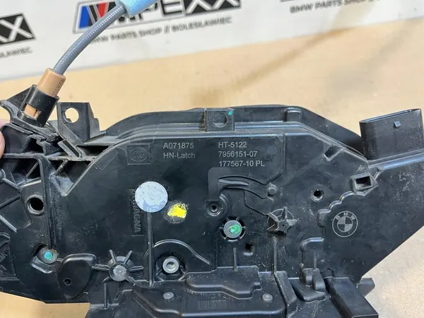 BMW F40 F44 Vänster Bakdörrslås 7446981 7956151 image 7