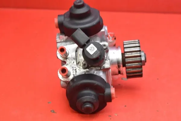 Insprutningspump OEM 059130755AB för Audi A5 3.0 TDI image 4