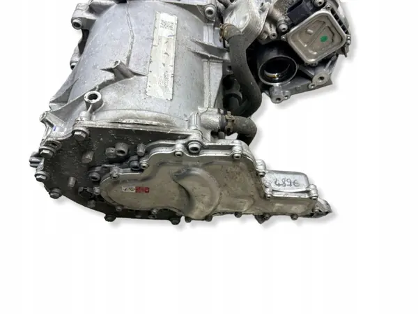 Gebrauchter Porsche Taycan Elektromotor 9J1 EBF OEM image 5