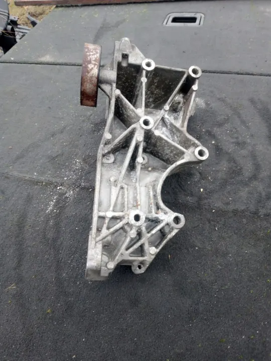 OEM 06D903141G Generatorfäste för Audi A4 B7 1.8T image 5