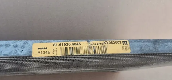 MAN TGS TGX AC Condensator Schraper OEM 81619206045 image 3