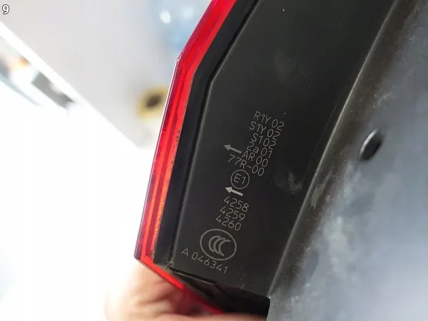 VW TIGUAN II 2 5NA 15-20 LUZ LED TRASERA IZQUIERDA image 10