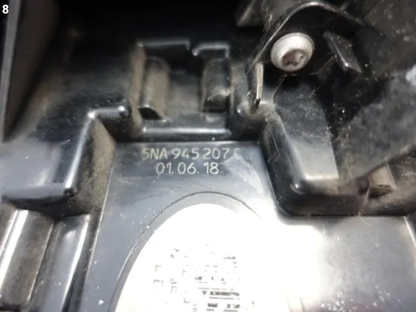 VW TIGUAN II 2 5NA 15-20 LUZ LED TRASERA IZQUIERDA image 9