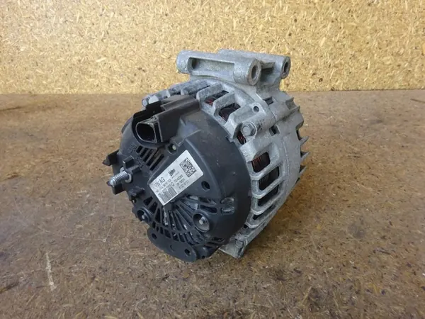 AUDI A3 8P GOLF VI 1.8 TFSI Vaihtovirtageneraattori 140A image 2