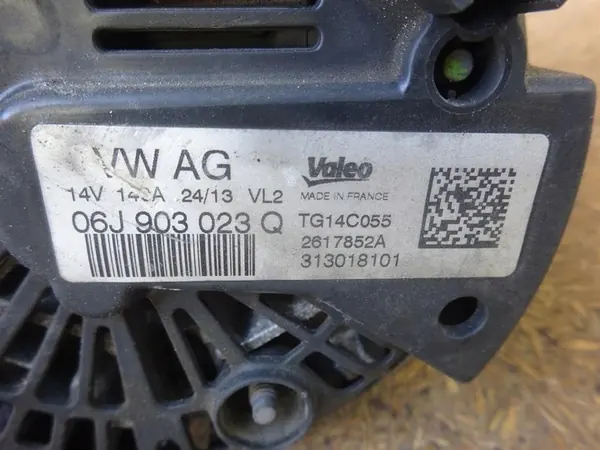 AUDI A3 8P GOLF VI 1.8 TFSI Vaihtovirtageneraattori 140A image 3