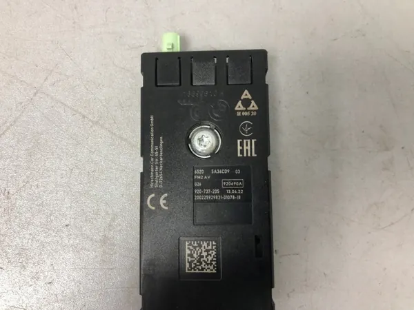 BMW i4 G26 antennförstärkare OEM 65205A36CD9 image 3