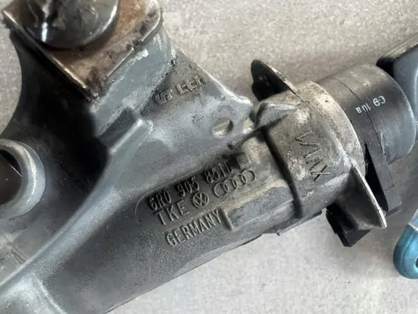 Sytytyskytkin Volkswagen T5 1.9 2.0 2.5 TDI image 2