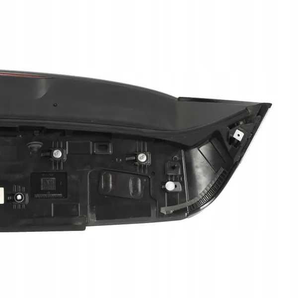 Spoiler OEM 5H6827933A para VW Golf VIII HB - Usado image 7