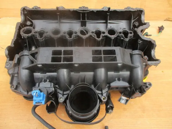 Moottori 2.2 2.5 16V DCI Renault Master Opel Osat image 4