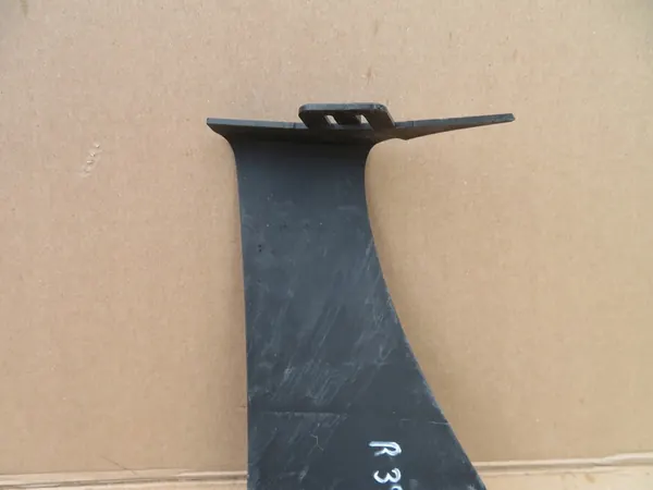 MERCEDES W205 AMG Tampa de Para-choque Dianteiro A2058856802 A2058856702 image 2