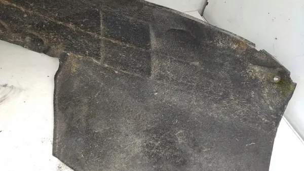 AUDI A6 C6 Left Front Wheel Arch OEM 4F0821133H image 8