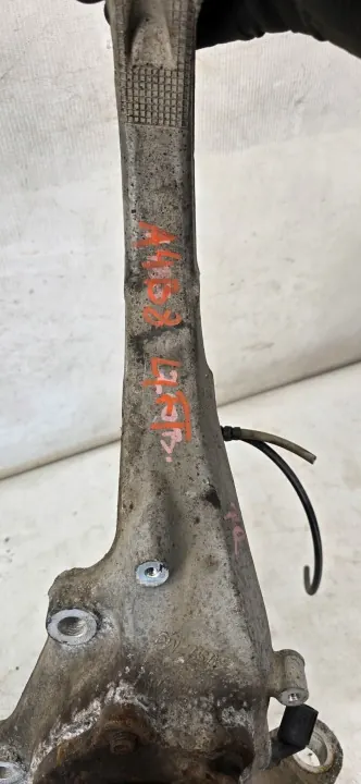 Pivot de direction avant droit OEM R8K0407258L image 6