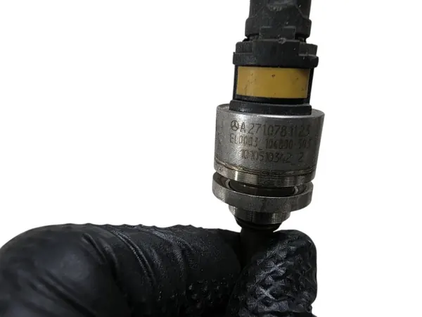 Injector Combustível OEM A2710781123 Mercedes W204/W207 image 3