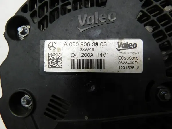 Generaattori - Mercedes W177 W247 2.0d A0009063903 image 10