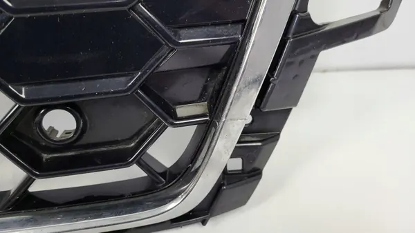 Radiatorrooster OEM 8W6853651BL Audi A5 8W6 2019- image 5