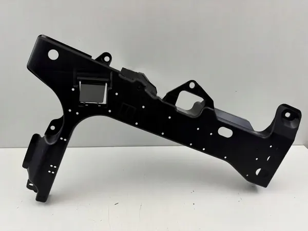 Subaru OE 56440SG020 Front Right Undershield - Used image 2