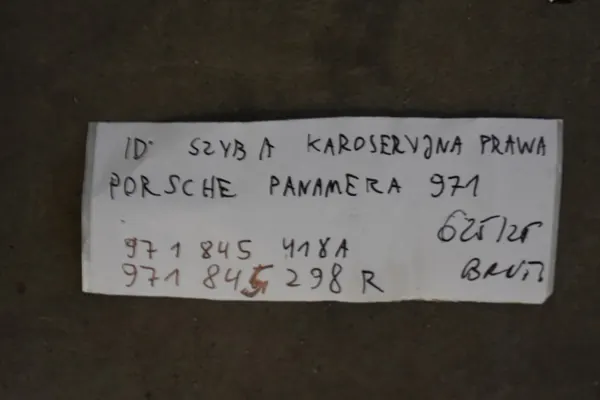 OEM 971845418A oikea kori-ikkuna Porsche Panamera 971 image 5
