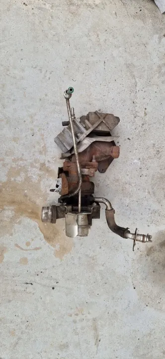 Turbo Nissan Juke 1.5 DCI OEM H82728393 - Usado image 2