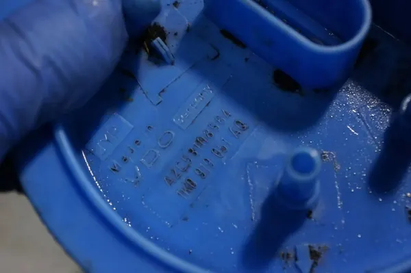 Sensor de nível da bomba de combustível Audi TT 8J 1K0919051AQ image 5